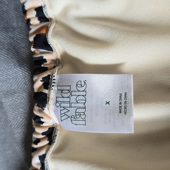 Cheetah swimming suit bottom - Picture 2 of 3